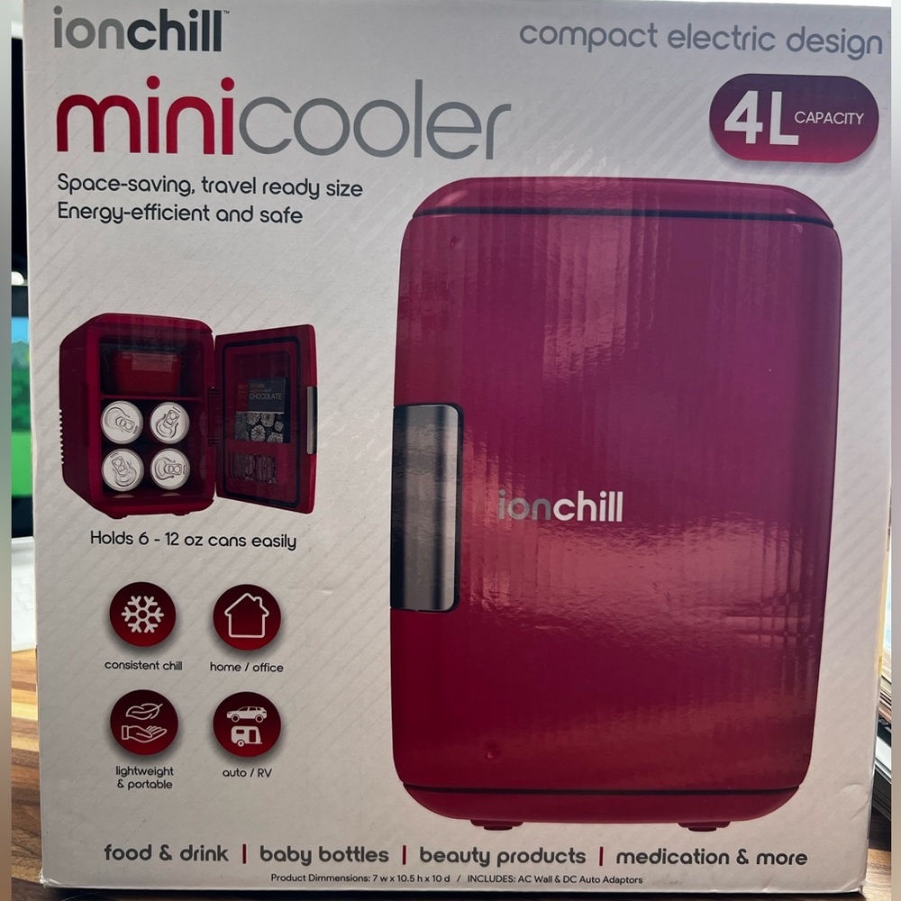 Ion chill mini cooler in color red